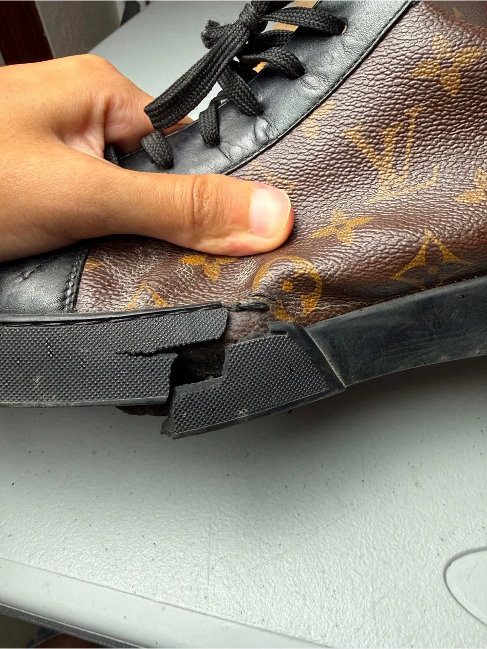 Damage Louis Vuitton Match-Up Sneaker Monogram Brown Sz 10 UK / 11 US CRACKED